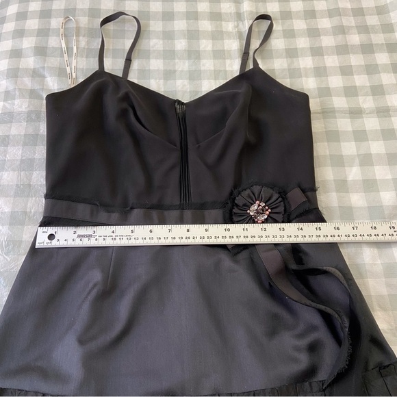 Stunning Kay Unger 100% silk dress black dress jewels crustal Bubble hem size 10 - Picture 14 of 16